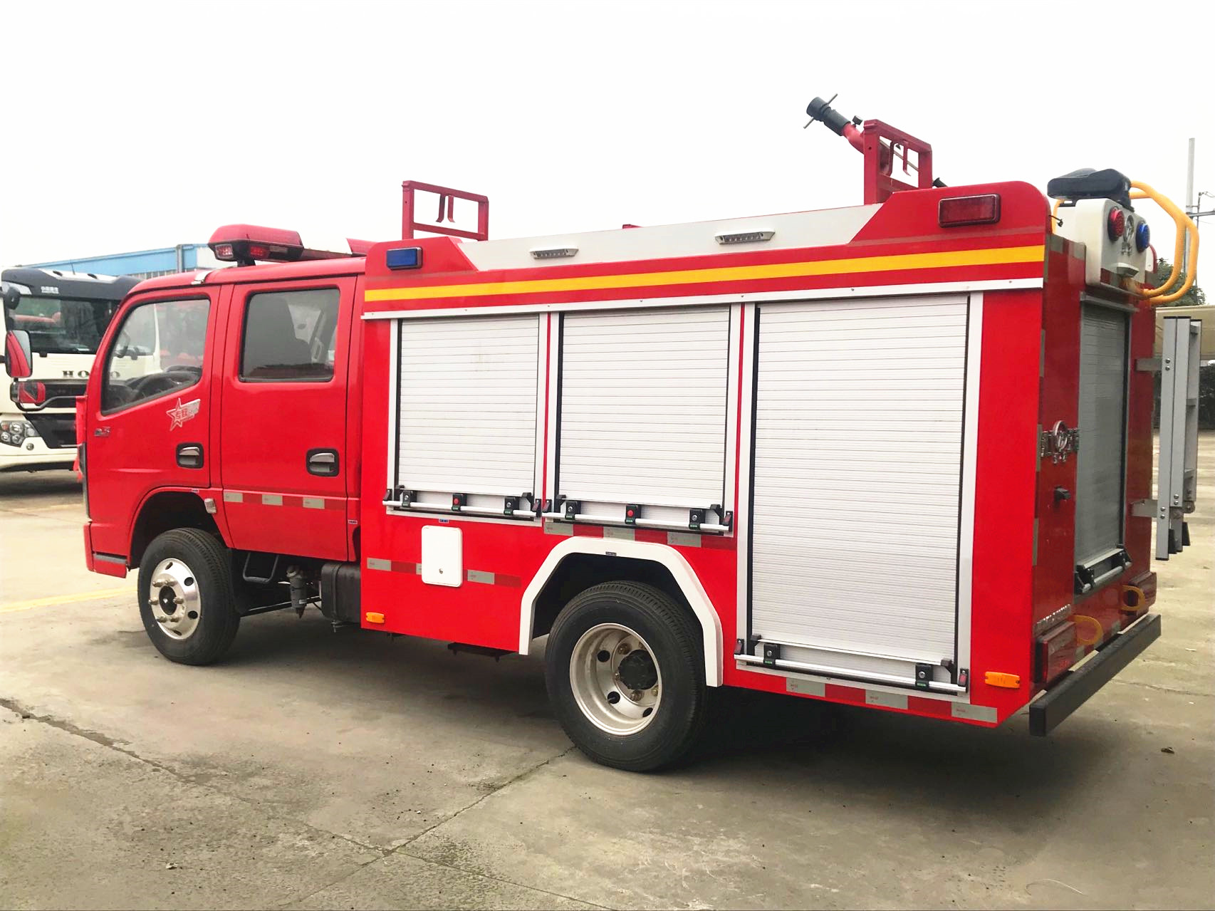 �|�L1���{����^����܇