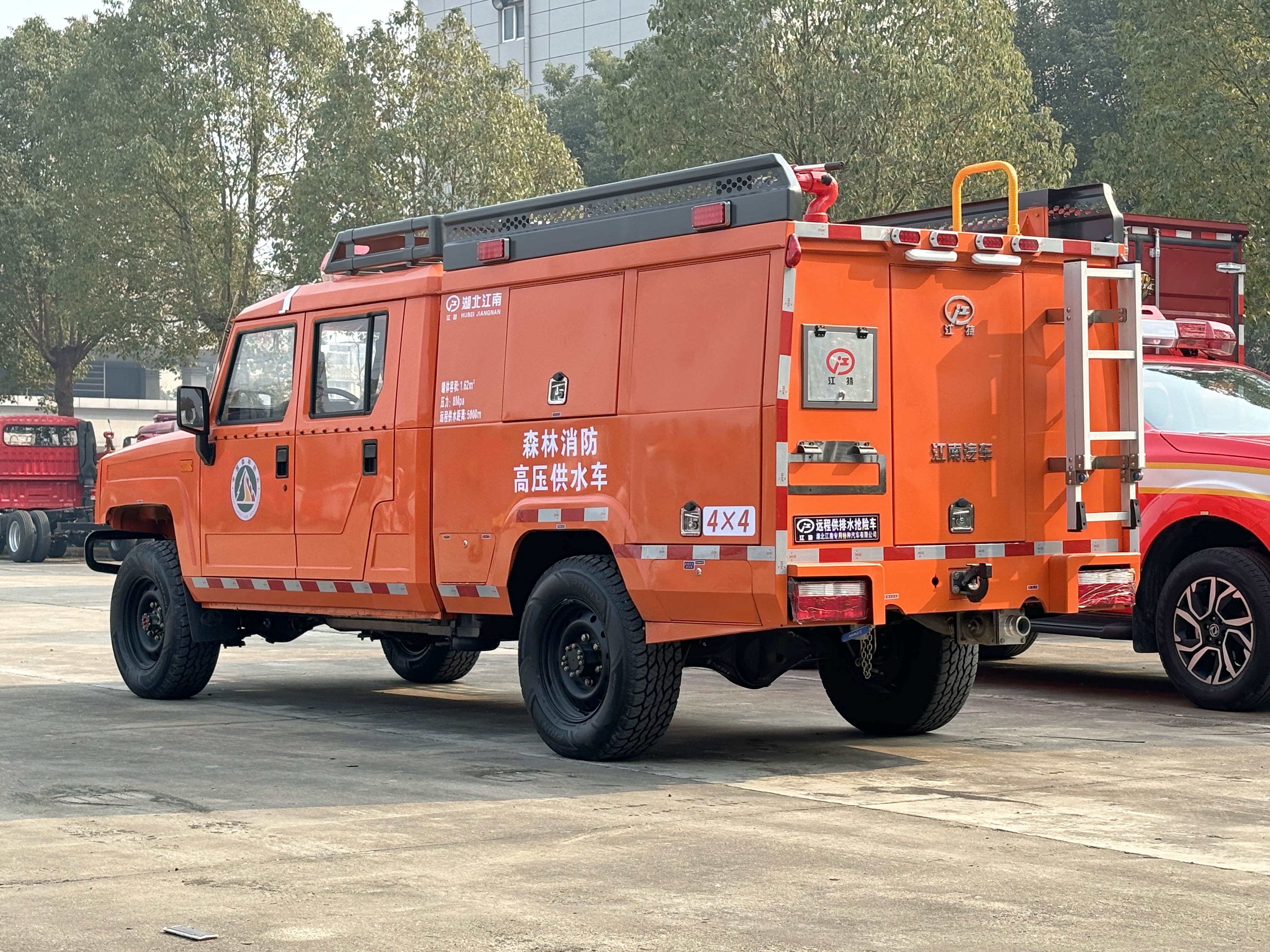 ����1.5��ɭ�������߉���ˮ܇