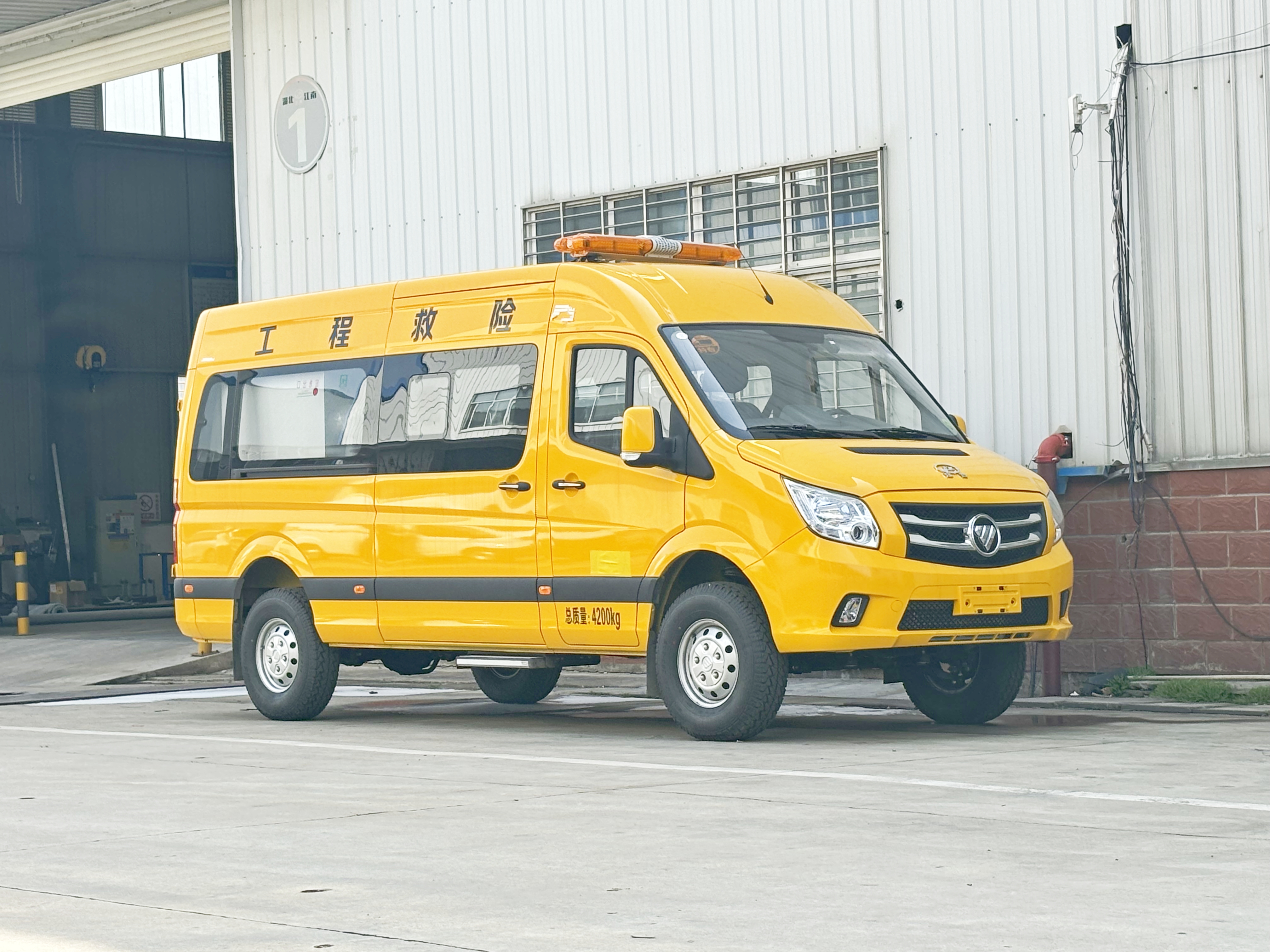 ���(y��ng)�����U܇