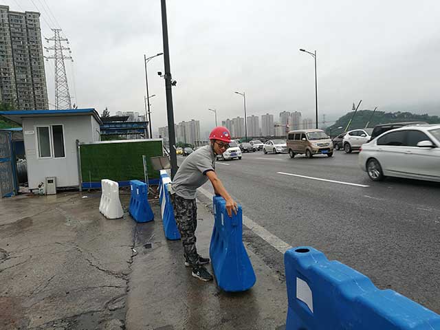 周云川.jpg 周云川.jpg